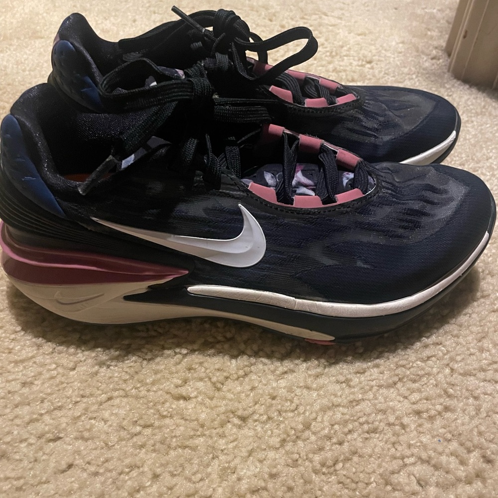 Nike gt cut 2 size 6.5